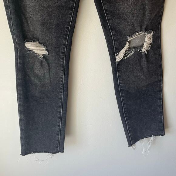 Levi's Black Distressed 711 Skinny Jean Size 28 - Picture 10 of 12